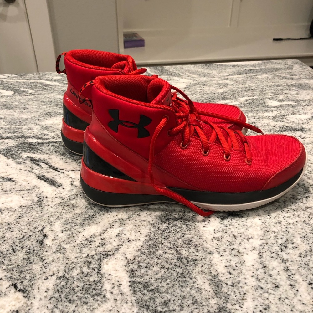Under Armour Level Series shoes